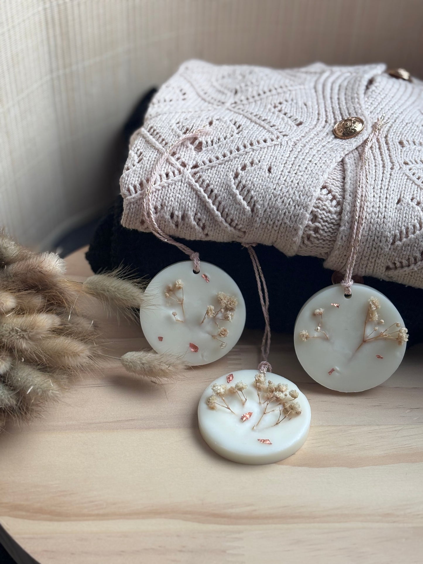 🌸 Suspensions d'armoires